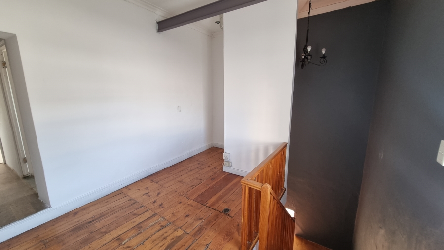 To Let Commercial Property for Rent in Woodstock Western Cape